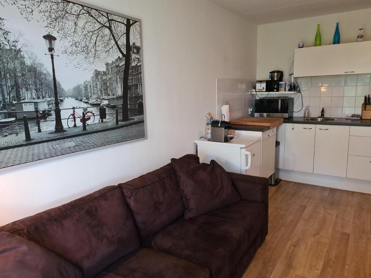 Alloggio in famiglia Johan's With Roofterrace And Cheap Parking - Since 2014 Amsterdam